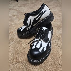 Vintage Sketcher Flame Shoes